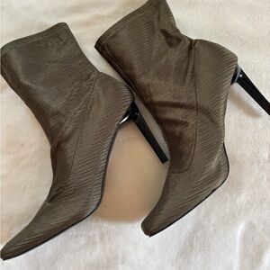 Women's Ankle Booties